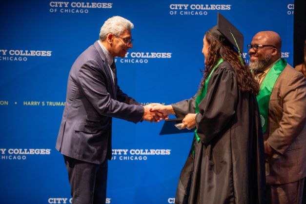 City Colleges celebrates adults who earned their high school diploma