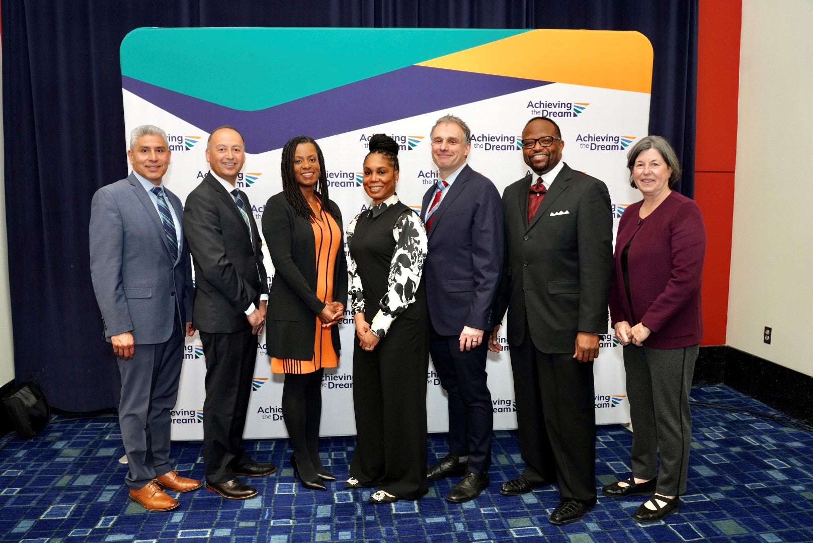 Achieving the Dream Selects 5 City Colleges of Chicago to Launch New Three-Year Economic and Social Mobility Initiative
