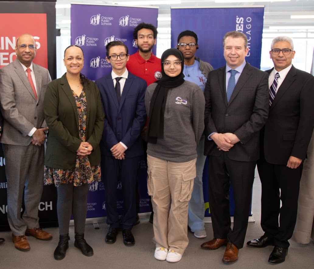 Chicago Sun-Times Reports: CPS launches fast track to STEM master’s degrees
