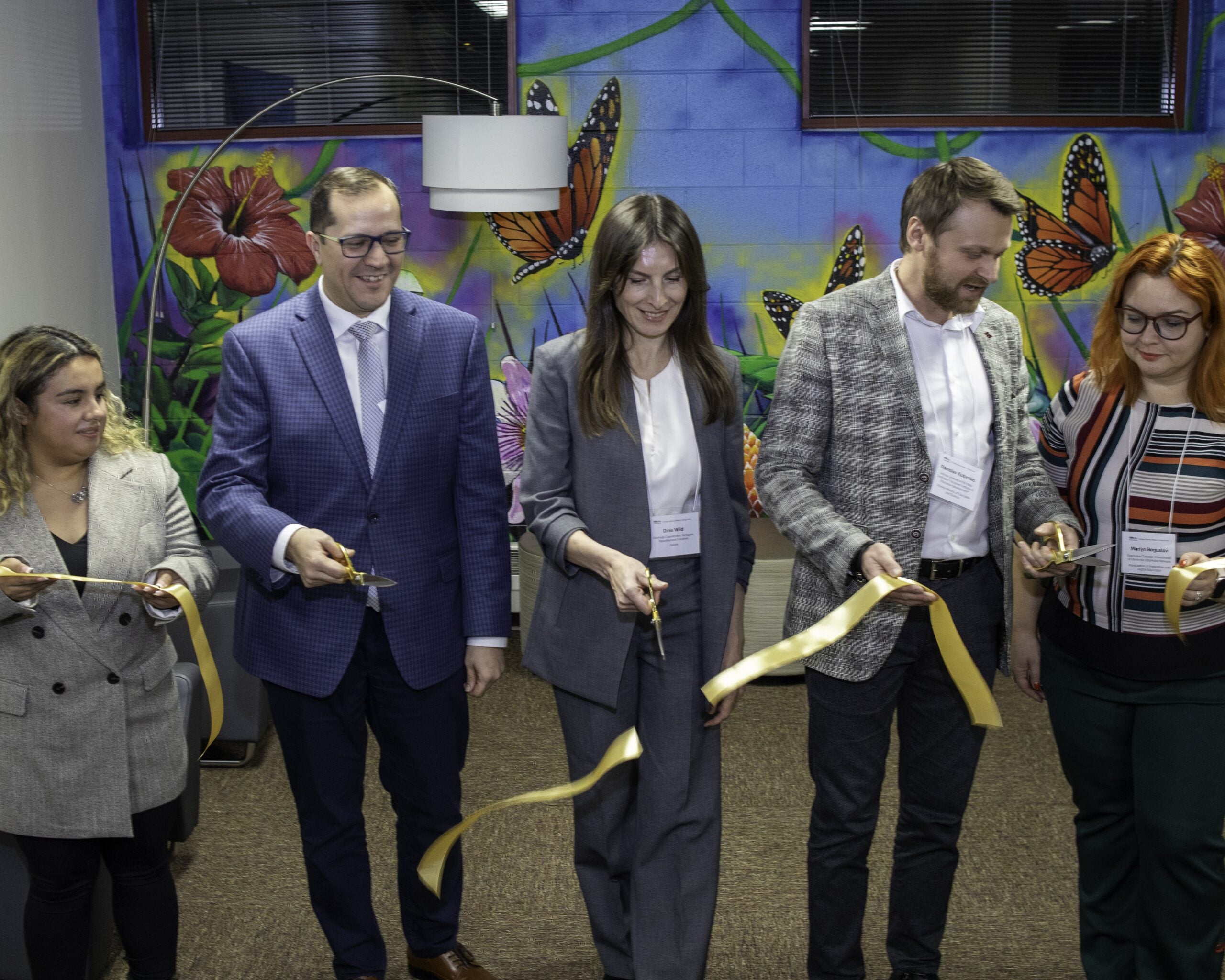 NASH RRI, City Colleges of Chicago, and the Association of Innovative and Digital Education Announce the First Educational Hub for Displaced Ukrainians in the U.S. at Wright College, Humboldt Park’s Campus
